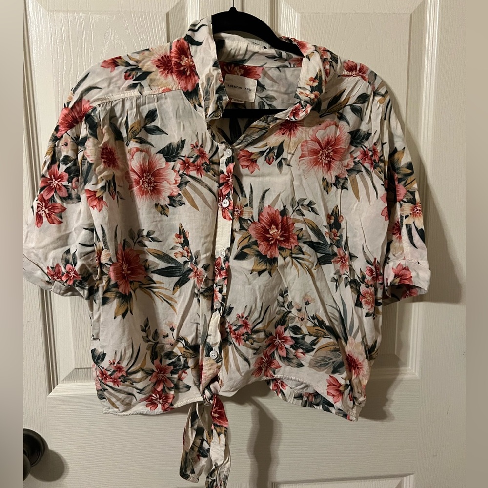 American eagle button up